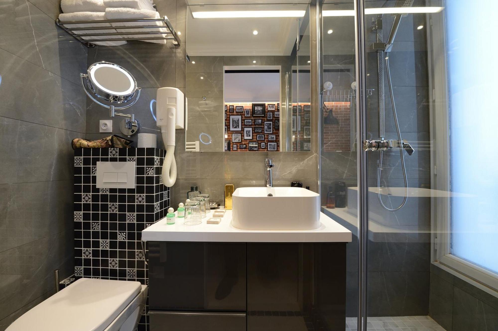 Residence Voute Paris Rom bilde