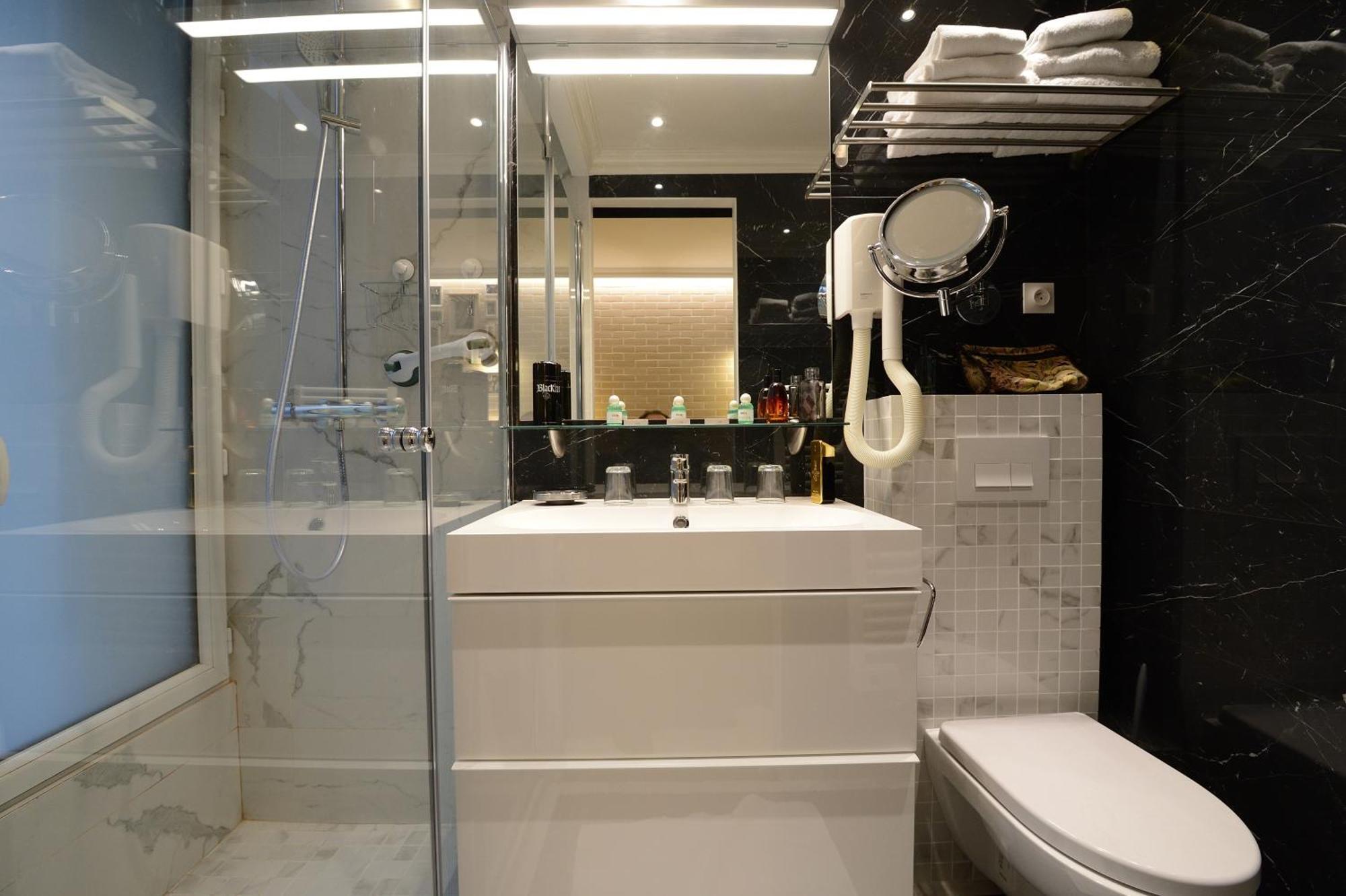 Residence Voute Paris Rom bilde