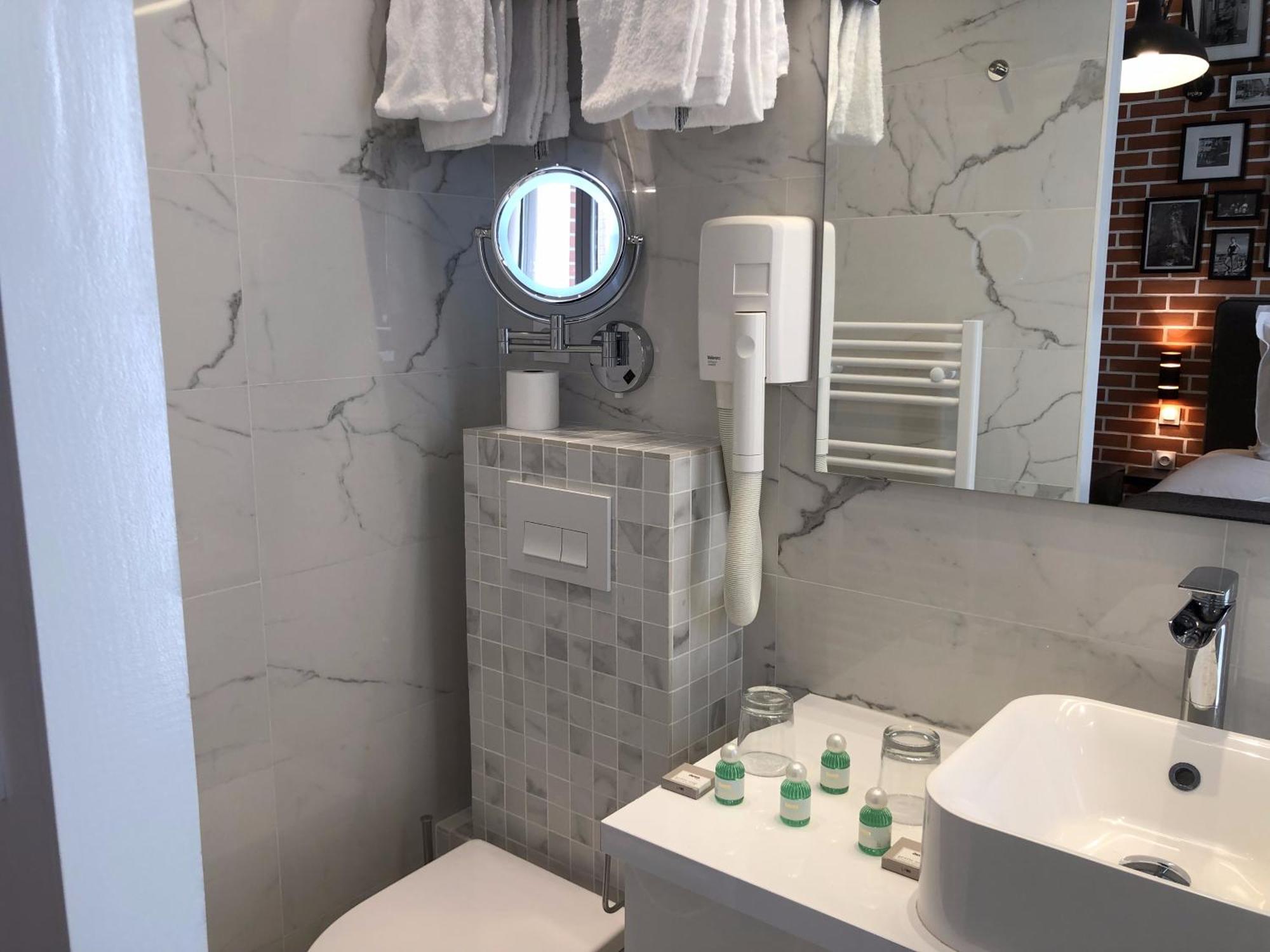Residence Voute Paris Rom bilde